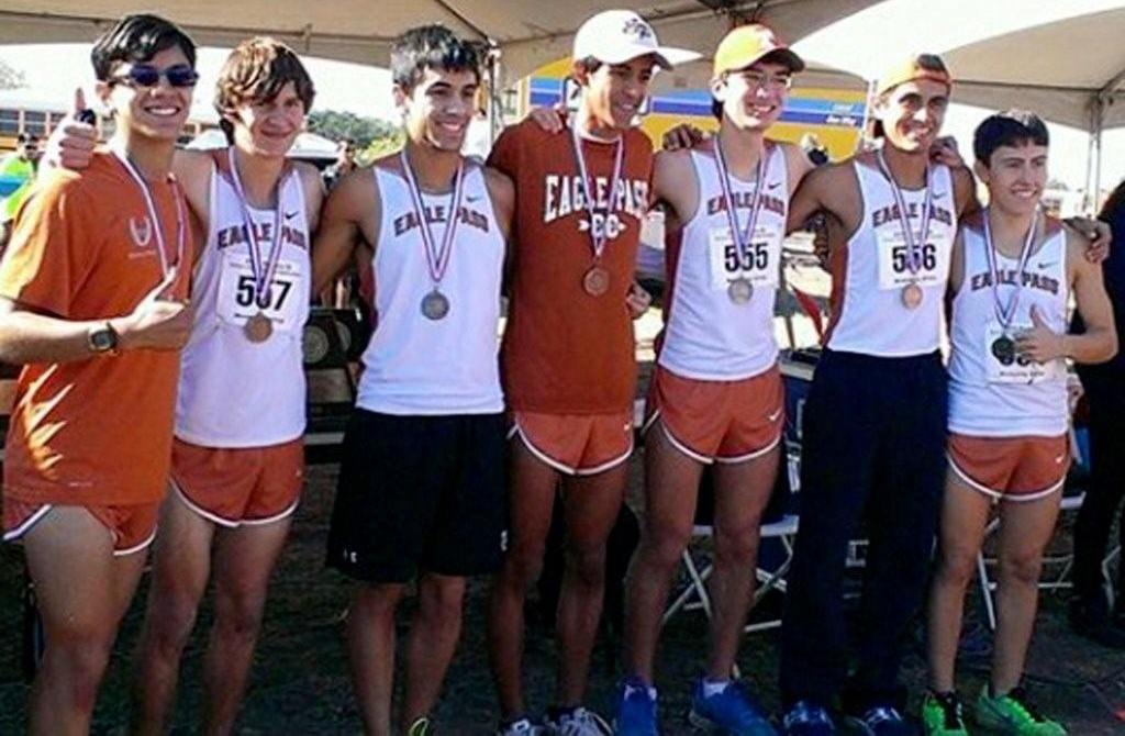 2014 cross country boys team at state.jpg